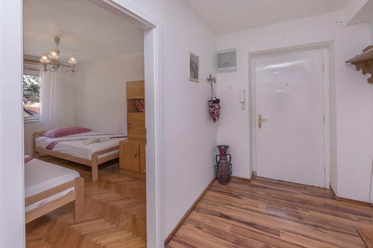 Apartment Nansy Omiš Dış mekan fotoğraf